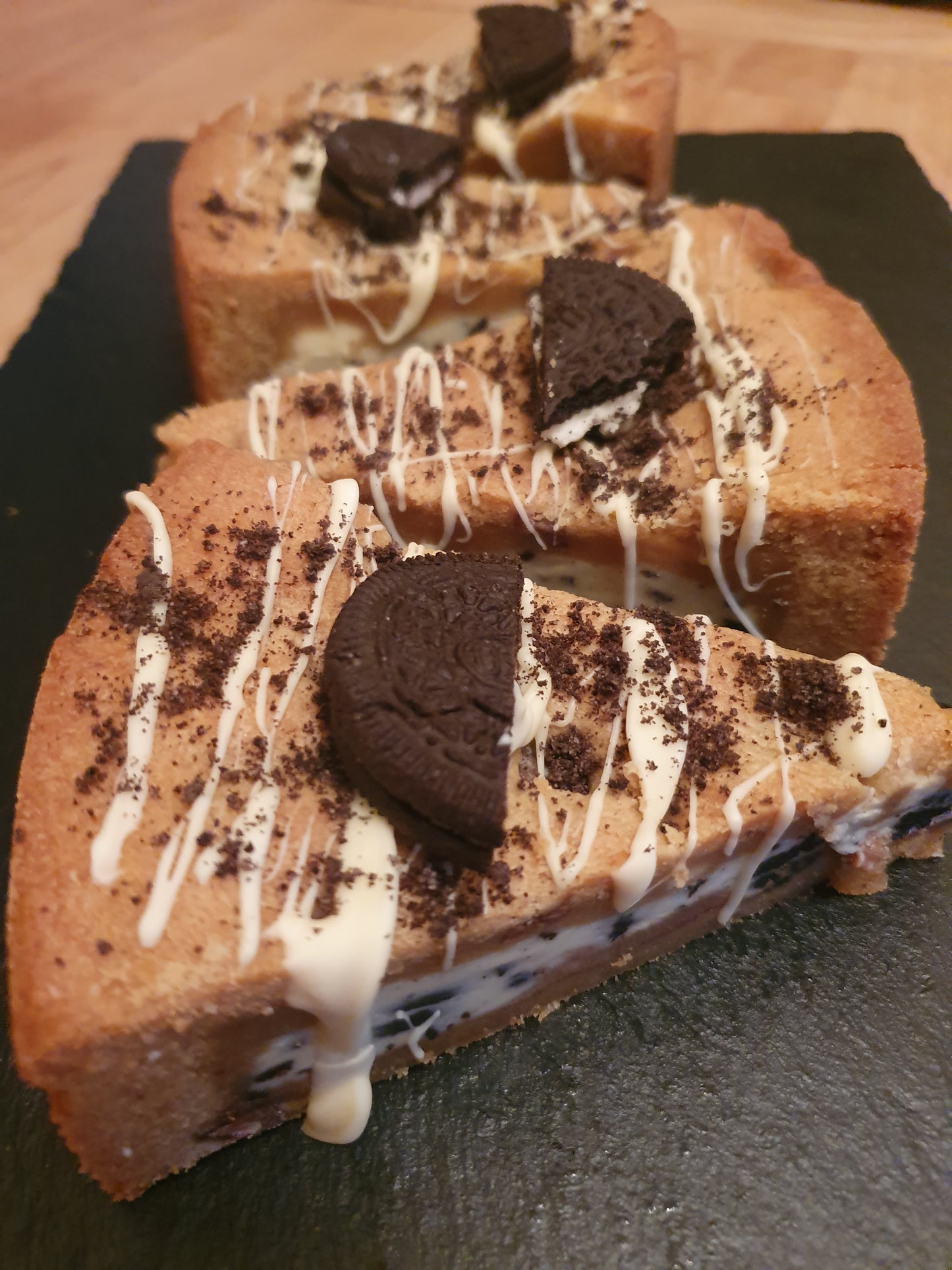 Cookies & Cream Cookie Pie